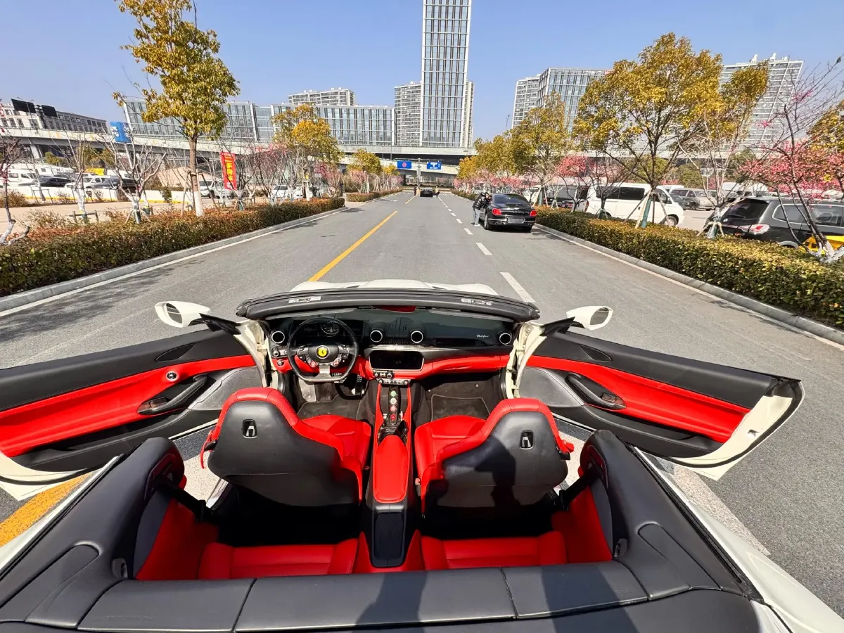 2018 Ferrari Portofino 3.9T 600HP V8 7DCT,autocango,china used car exporter,china ev exporter,chinese used car exporter,chinese used ev exporter