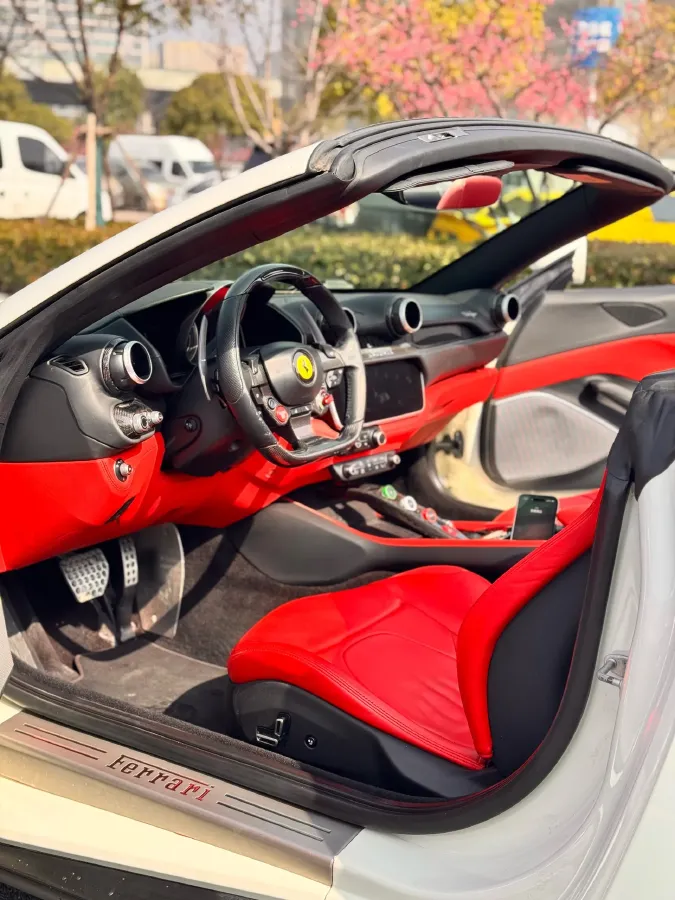 2018 Ferrari Portofino 3.9T 600HP V8 7DCT,autocango,china used car exporter,china ev exporter,chinese used car exporter,chinese used ev exporter