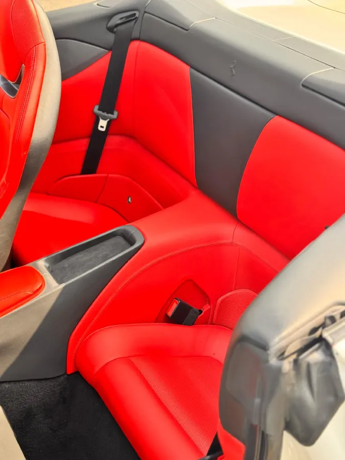 2018 Ferrari Portofino 3.9T 600HP V8 7DCT,autocango,china used car exporter,china ev exporter,chinese used car exporter,chinese used ev exporter