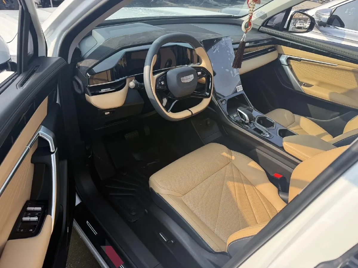 2023 Geely StarRay 1.5T 181HP L4 7DCT,autocango,china used car exporter,china ev exporter,chinese used car exporter,chinese used ev exporter