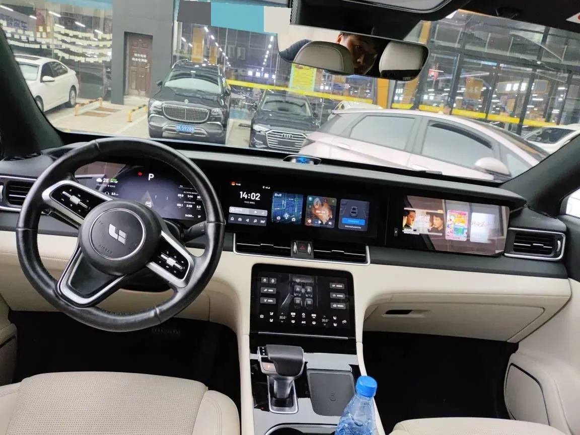 2021 Li ONE Range Extended 131HP REEV 40.5KWH,autocango,china used car exporter,china ev exporter,chinese used car exporter,chinese used ev exporter