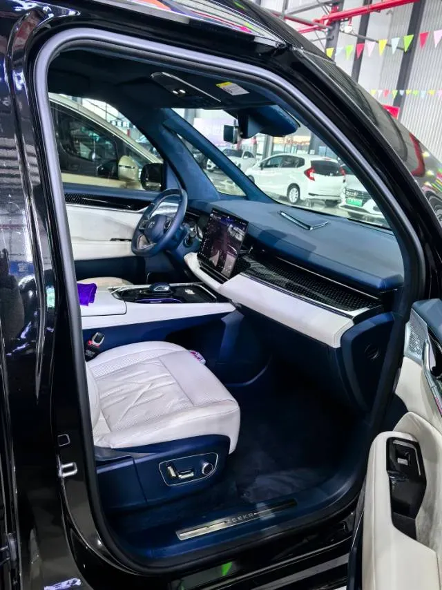 2024 Zeekr 009 BEV 108KWH,autocango,china used car exporter,china ev exporter,chinese used car exporter,chinese used ev exporter