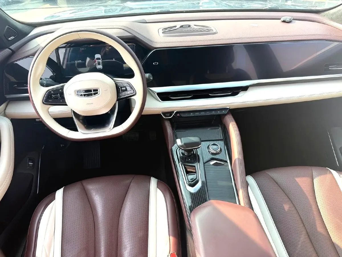 2021 Geely Monjaro 2.0T 218HP L4 7DCT,autocango,china used car exporter,china ev exporter,chinese used car exporter,chinese used ev exporter