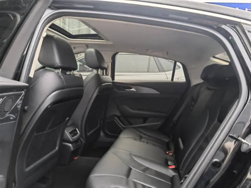 2022 HongQi H5 1.5T 169HP L4 7DCT,autocango,china used car exporter,china ev exporter,chinese used car exporter,chinese used ev exporter