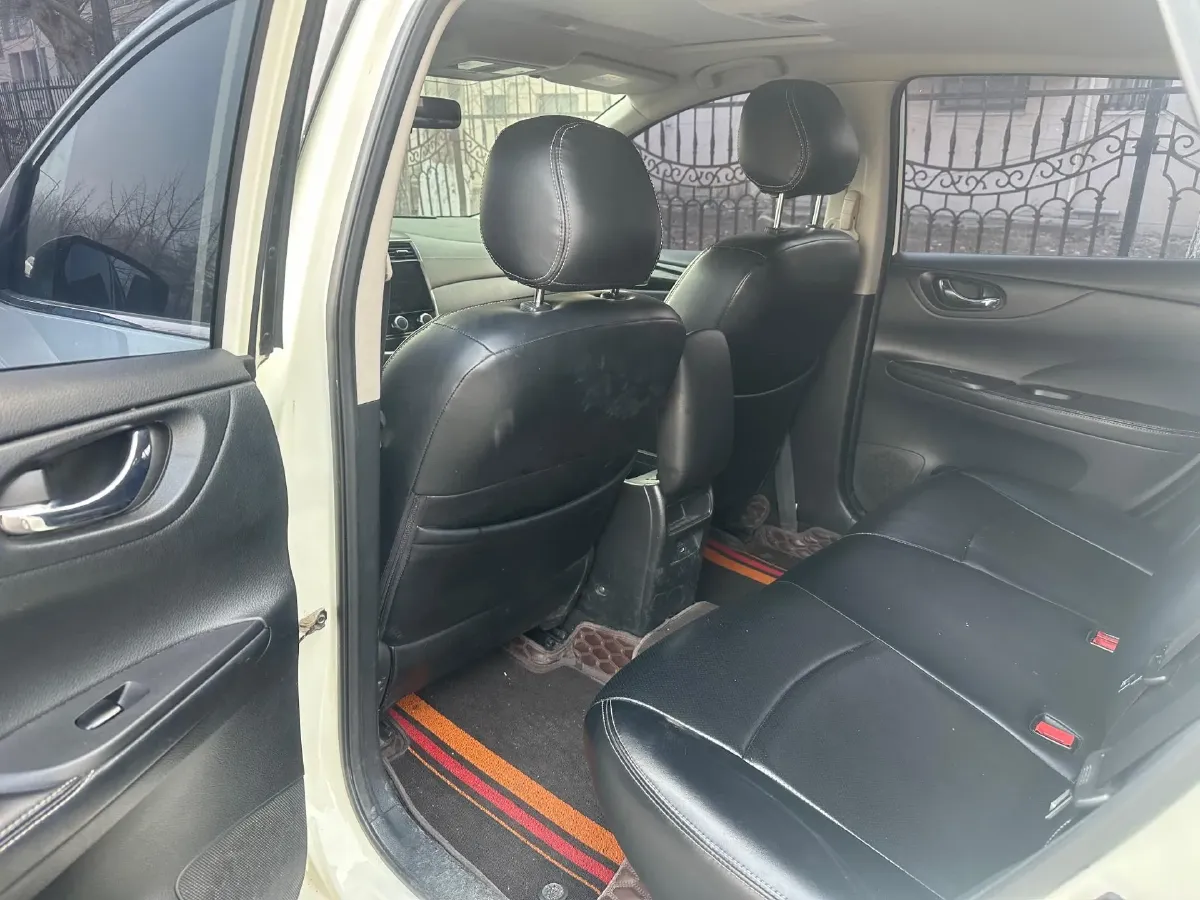 2021 Nissan Tiida 1.6L 122HP L4 CVT,autocango,china used car exporter,china ev exporter,chinese used car exporter,chinese used ev exporter