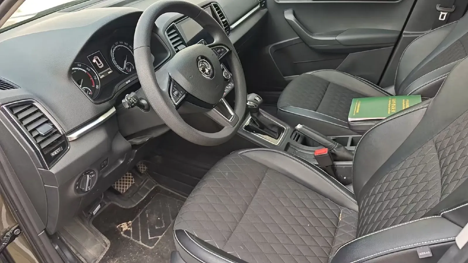 2019 Skoda Karoq 1.4T 150HP L4 7DCT,autocango,china used car exporter,china ev exporter,chinese used car exporter,chinese used ev exporter