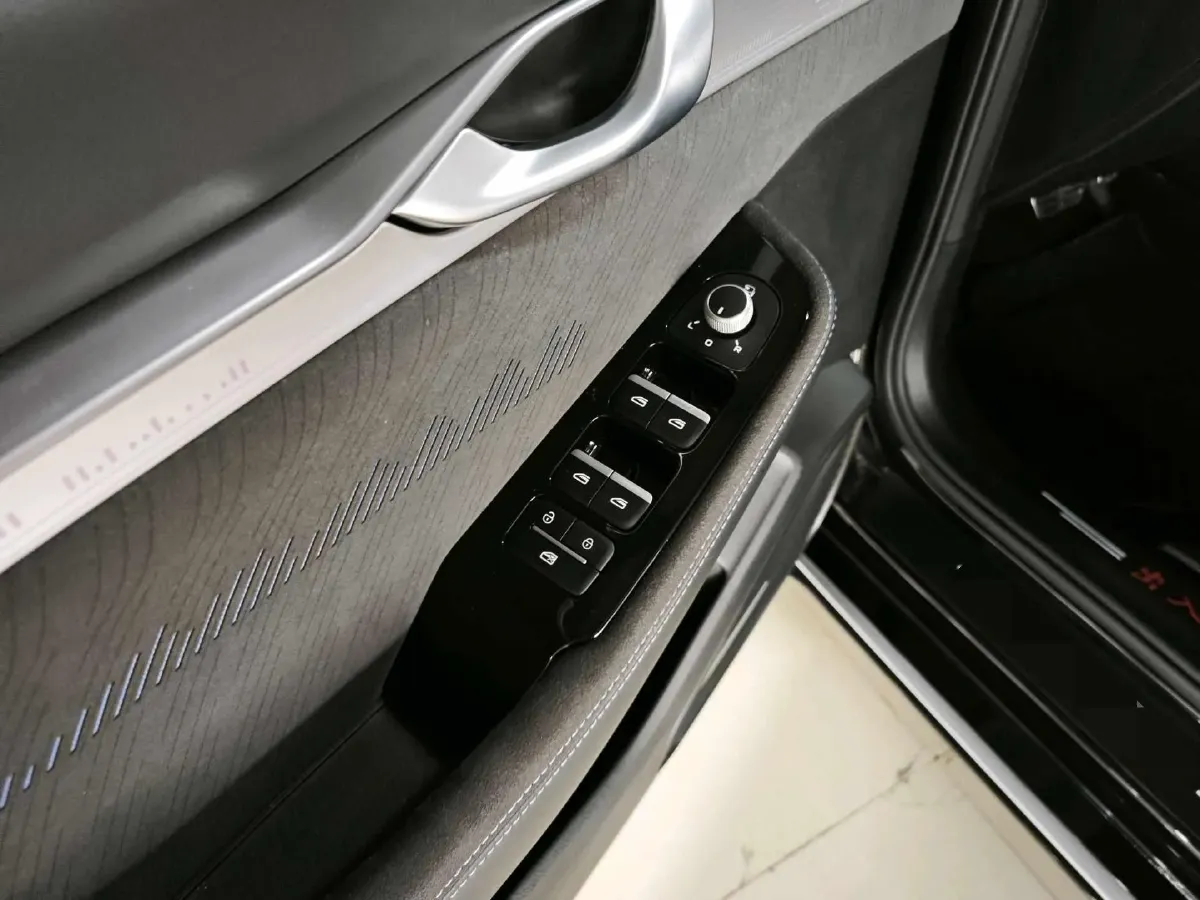 2025 Geely Preface 2.0T 238HP L4 8AT,autocango,china used car exporter,china ev exporter,chinese used car exporter,chinese used ev exporter