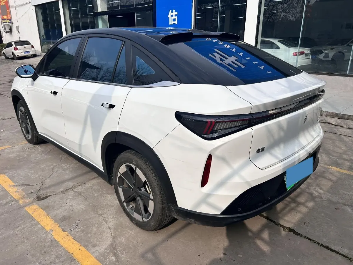 2024 Livan 7 BEV 68.03KWH,autocango,china used car exporter,china ev exporter,chinese used car exporter,chinese used ev exporter