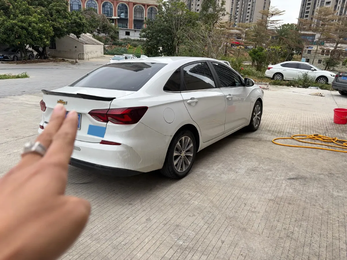 2020 Chevrolet Monza 1.5L 113HP L4 6AT,autocango,china used car exporter,china ev exporter,chinese used car exporter,chinese used ev exporter