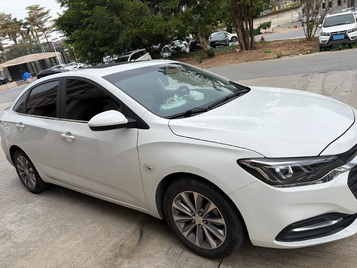 2020 Chevrolet Monza 1.5L 113HP L4 6AT,autocango,china used car exporter,china ev exporter,chinese used car exporter,chinese used ev exporter