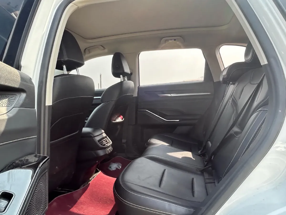 2021 Haval H6 2.0T 211HP L4 7DCT,autocango,china used car exporter,china ev exporter,chinese used car exporter,chinese used ev exporter