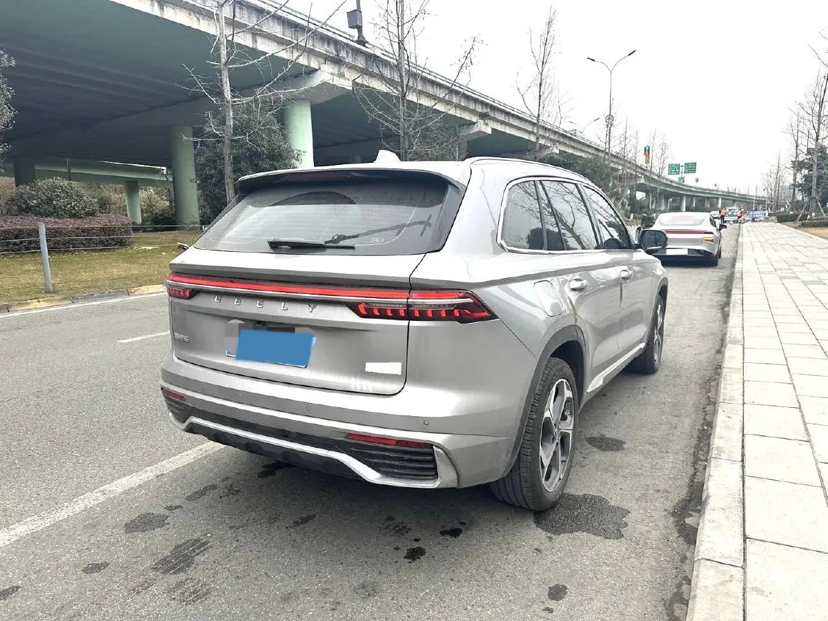 2024 Geely Monjaro 2.0T 218HP L4 7DCT,autocango,china used car exporter,china ev exporter,chinese used car exporter,chinese used ev exporter
