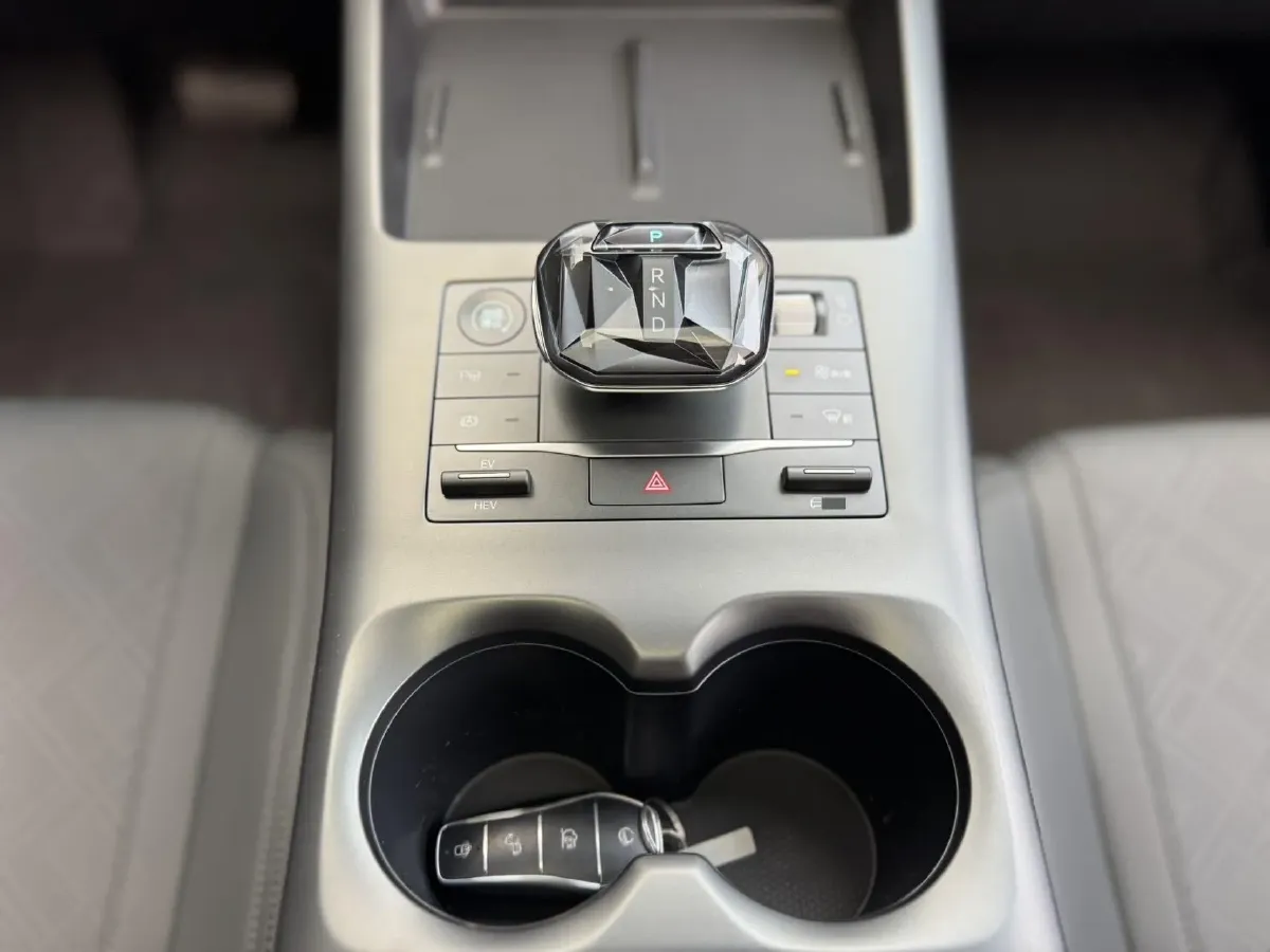 2025 BYD Qin Plus 1.5L 101HP L4 E-CVT PHEV 15.8KWH,autocango,china used car exporter,china ev exporter,chinese used car exporter,chinese used ev exporter