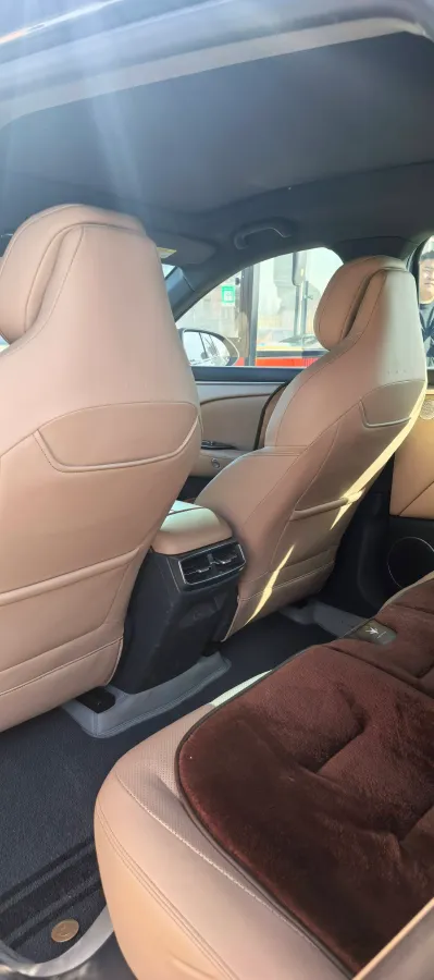 2024 ARCFOX αT5 BEV 65KWH,autocango,china used car exporter,china ev exporter,chinese used car exporter,chinese used ev exporter