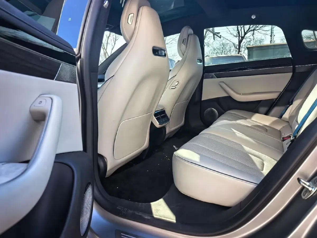 2024 Luxeed S7 BEV 82KWH,autocango,china used car exporter,china ev exporter,chinese used car exporter,chinese used ev exporter