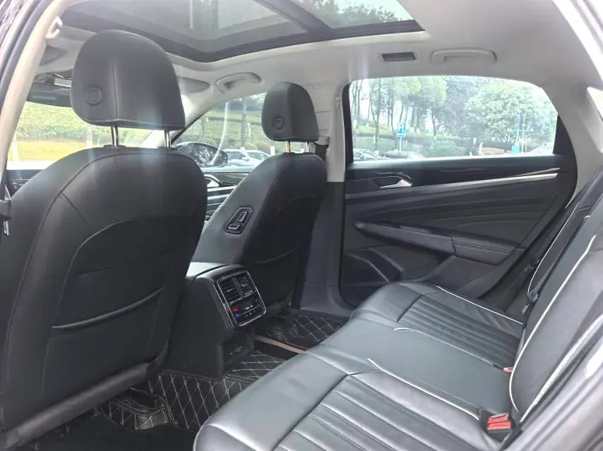 2022 Skoda Kodiak GT 2.0T 186HP L4 7DCT,autocango,china used car exporter,china ev exporter,chinese used car exporter,chinese used ev exporter