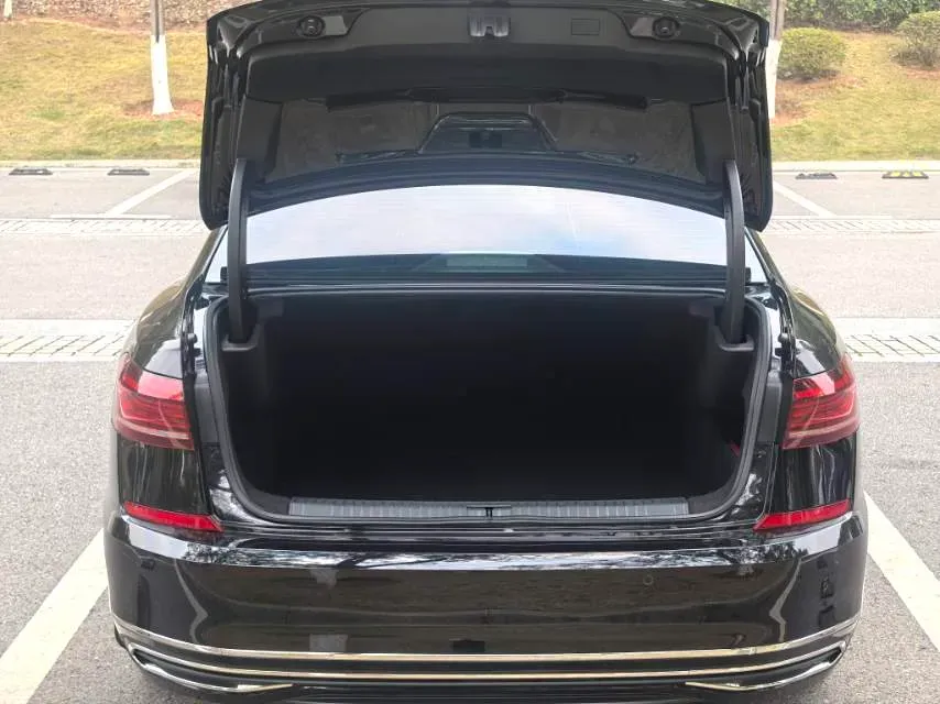 2022 Skoda Kodiak GT 2.0T 186HP L4 7DCT,autocango,china used car exporter,china ev exporter,chinese used car exporter,chinese used ev exporter