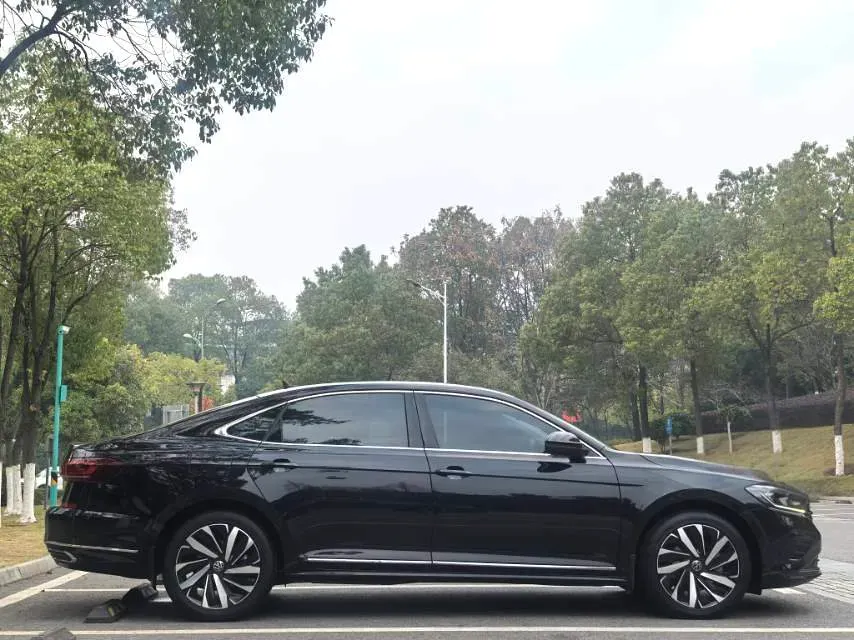 2022 Skoda Kodiak GT 2.0T 186HP L4 7DCT,autocango,china used car exporter,china ev exporter,chinese used car exporter,chinese used ev exporter