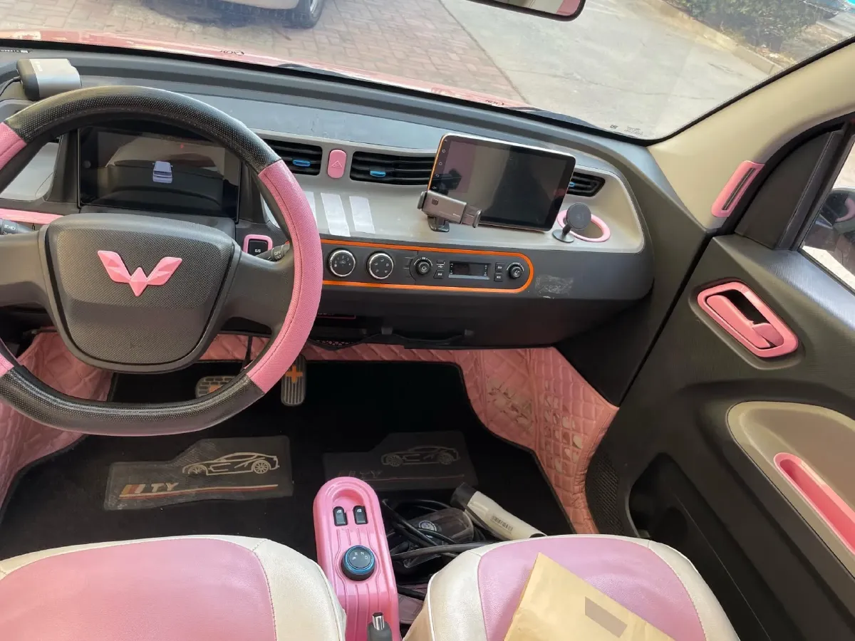 2020 WuLing HongGuang MINI EV BEV 13.8KWH,autocango,china used car exporter,china ev exporter,chinese used car exporter,chinese used ev exporter