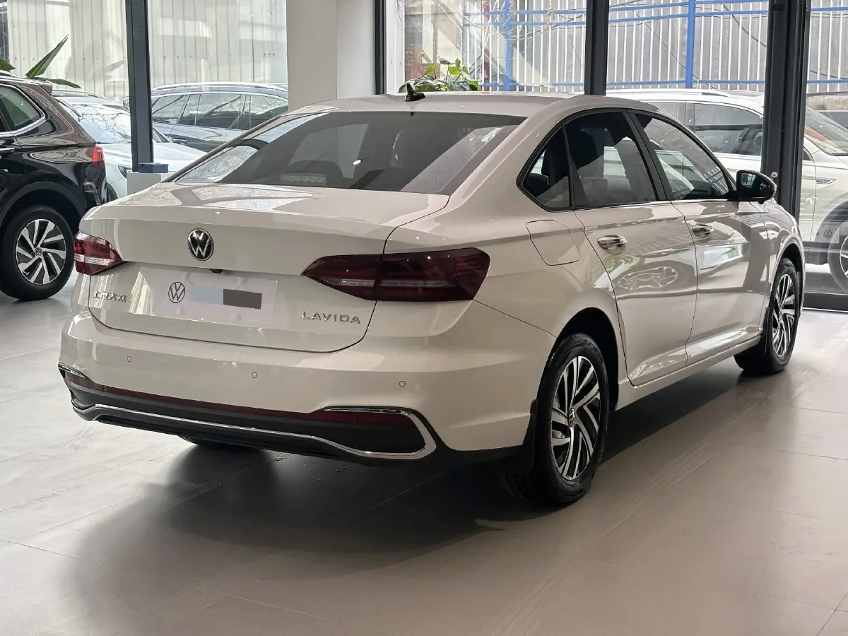 2024 Volkswagen Lavida 1.5L 110HP L4 6AT,autocango,china used car exporter,china ev exporter,chinese used car exporter,chinese used ev exporter
