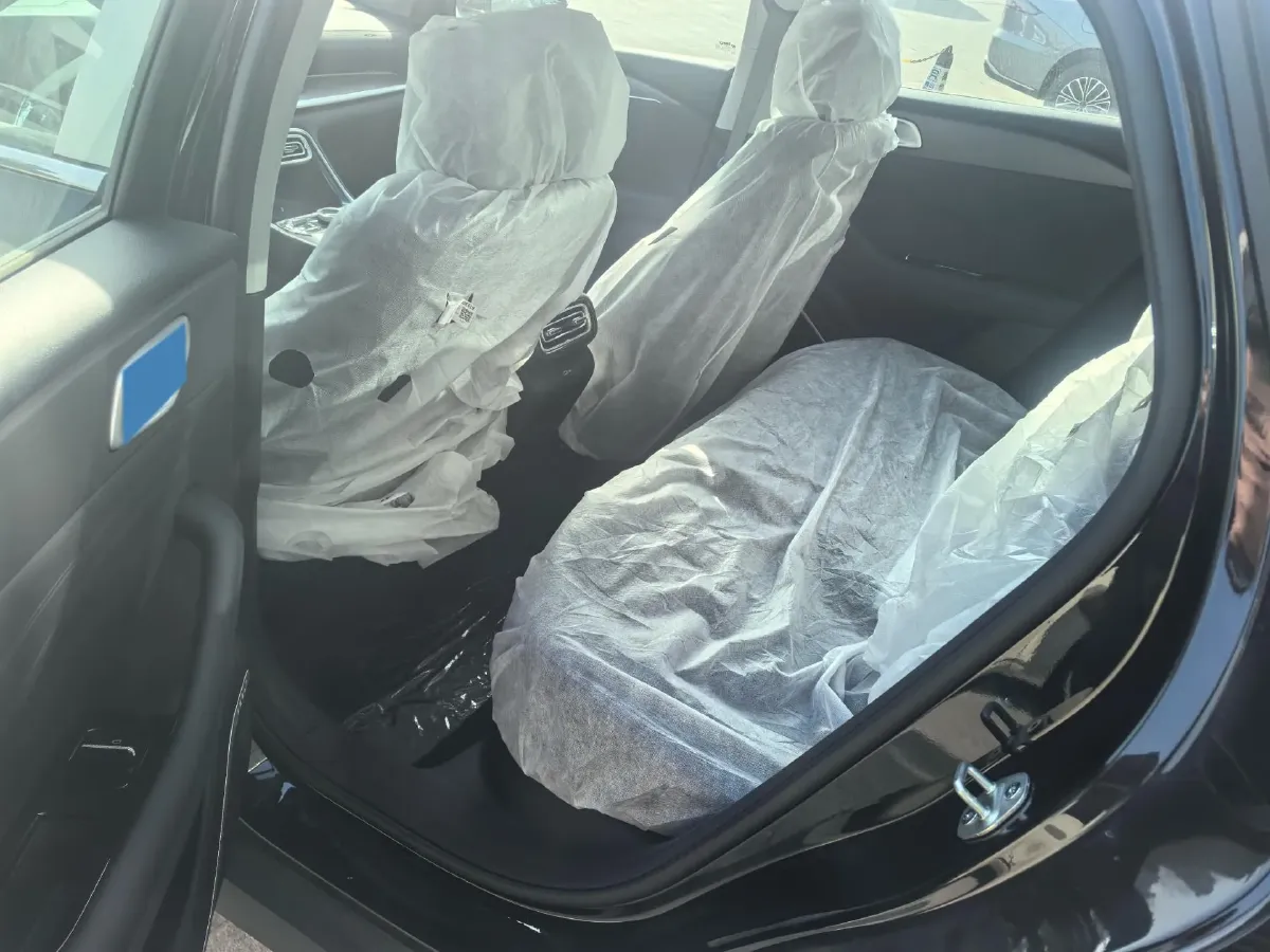 2025 ChangAn KuaYue KuaYueXing V5 EV BEV 41.86KWH,autocango,china used car exporter,china ev exporter,chinese used car exporter,chinese used ev exporter