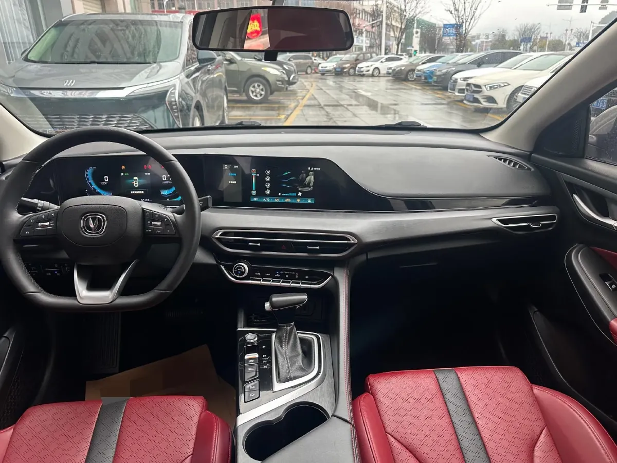 2021 ChangAn Eado 1.4T 160HP L4 7DCT,autocango,china used car exporter,china ev exporter,chinese used car exporter,chinese used ev exporter