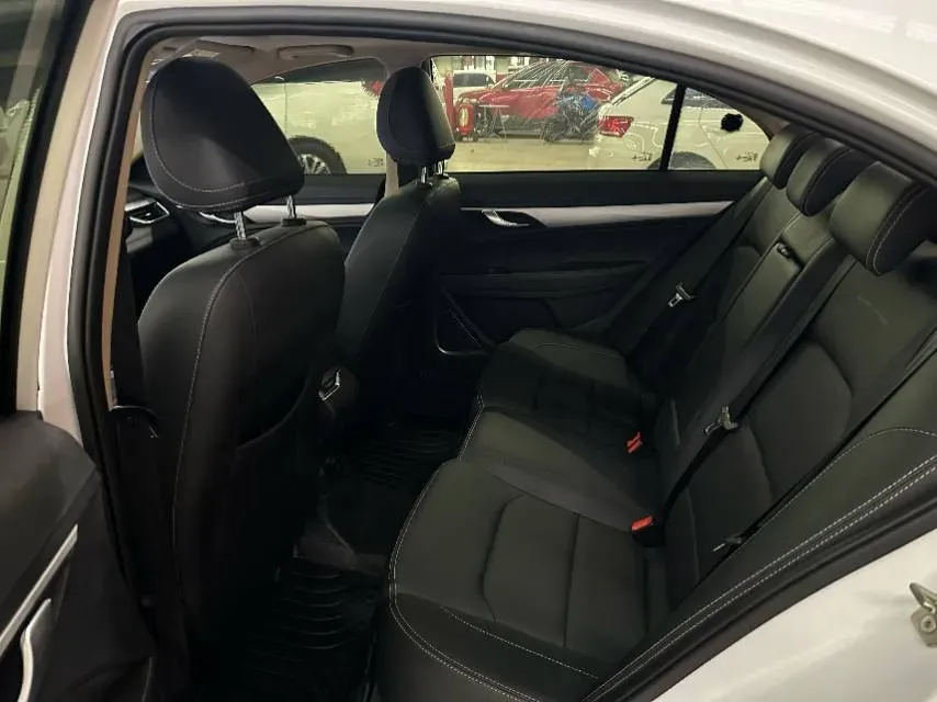 2018 Geely Emgrand 1.5L 109HP L4 5MT,autocango,china used car exporter,china ev exporter,chinese used car exporter,chinese used ev exporter