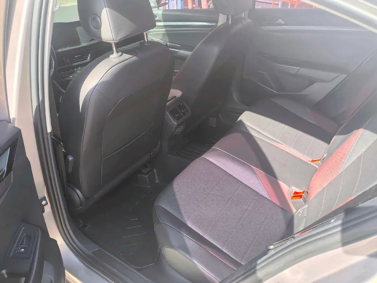 2020 Volkswagen Bora 1.5L 113HP L4 6AT,autocango,china used car exporter,china ev exporter,chinese used car exporter,chinese used ev exporter