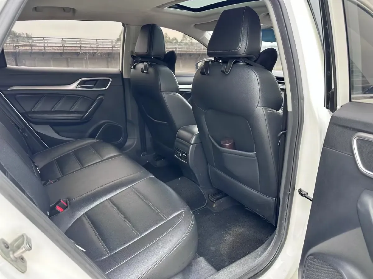 2017 MG MG6 1.5T 169HP L4 7DCT,autocango,china used car exporter,china ev exporter,chinese used car exporter,chinese used ev exporter