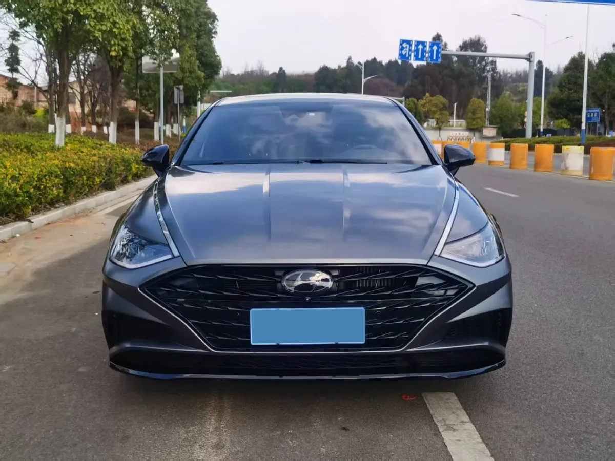2022 Hyundai Sonata 2.0T 240HP L4 8AT,autocango,china used car exporter,china ev exporter,chinese used car exporter,chinese used ev exporter