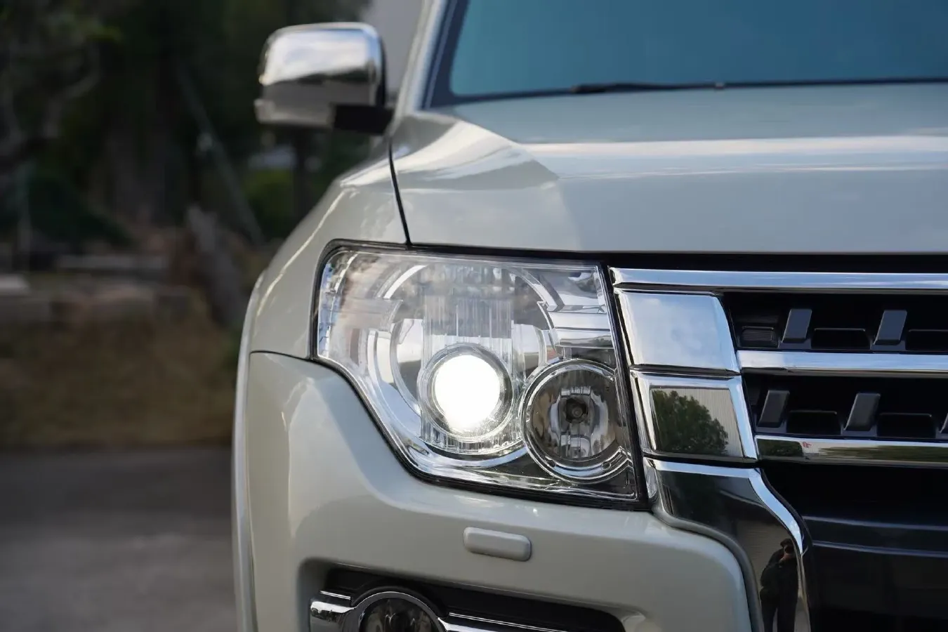 2020 Mitsubishi Pajero 3.0L 174HP V6 5AT,autocango,china used car exporter,china ev exporter,chinese used car exporter,chinese used ev exporter