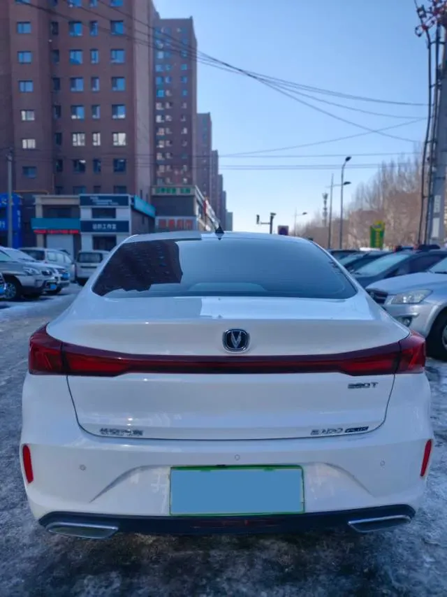 2022 ChangAn Eado 1.4T 160HP L4 7DCT,autocango,china used car exporter,china ev exporter,chinese used car exporter,chinese used ev exporter