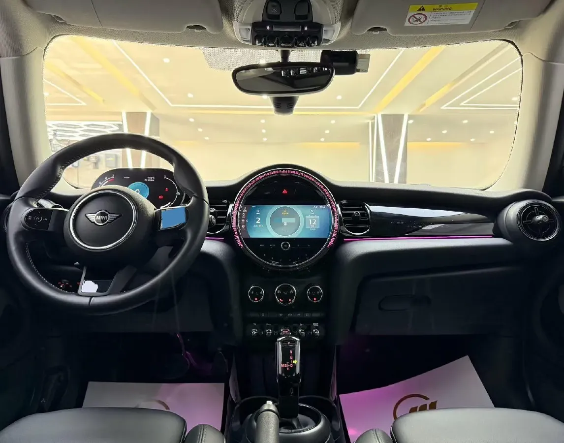 2022 MINI MINI 2.0T 192HP L4 7DCT,autocango,china used car exporter,china ev exporter,chinese used car exporter,chinese used ev exporter