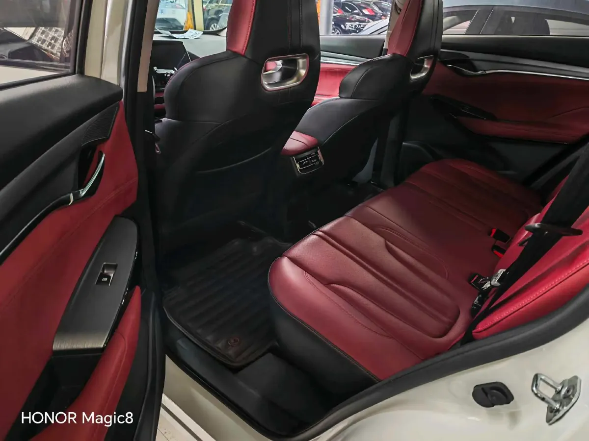 2022 ChangAn CS75 Plus 1.5T 178HP L4 6AT,autocango,china used car exporter,china ev exporter,chinese used car exporter,chinese used ev exporter