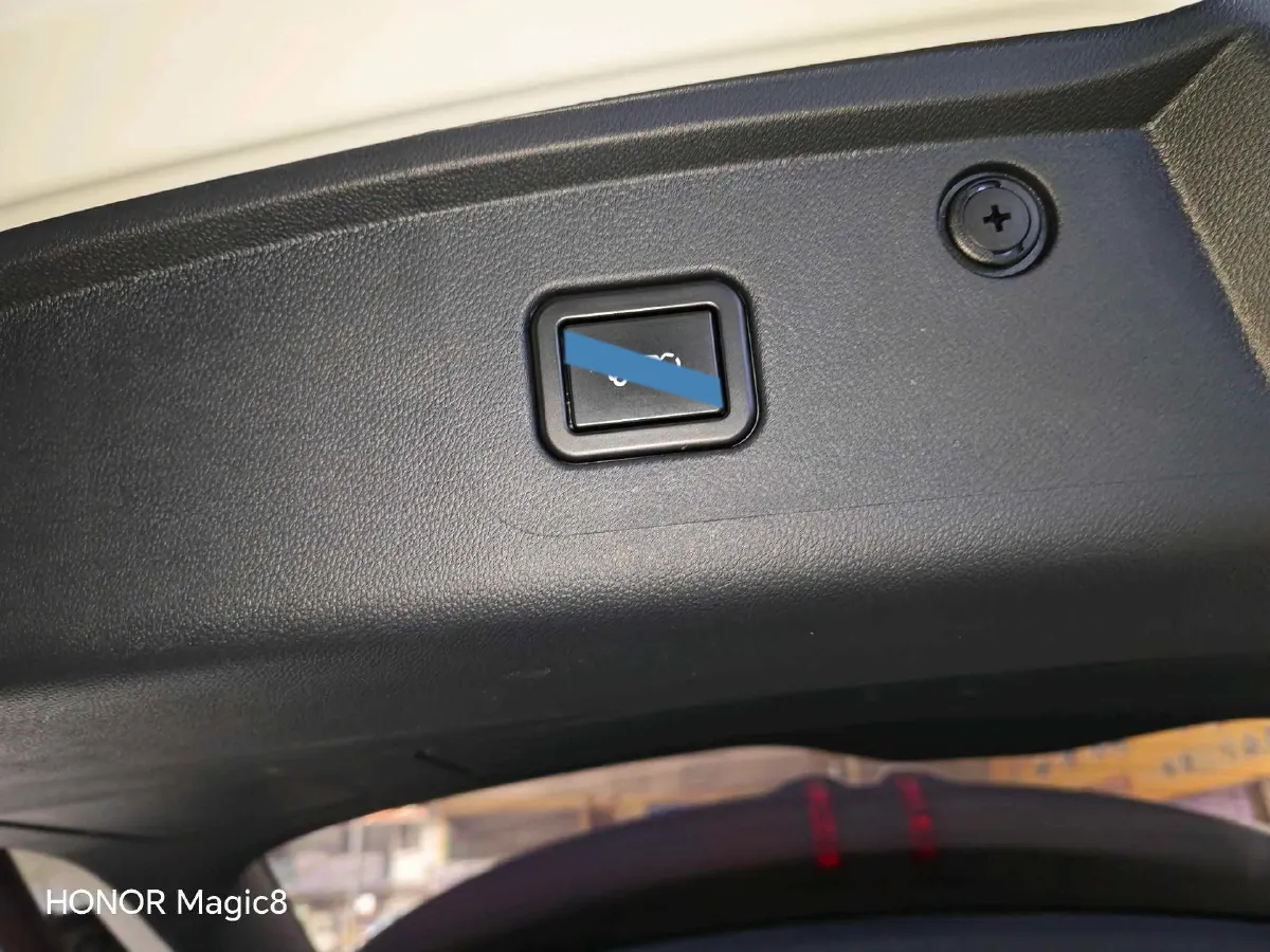 2022 ChangAn CS75 Plus 1.5T 178HP L4 6AT,autocango,china used car exporter,china ev exporter,chinese used car exporter,chinese used ev exporter