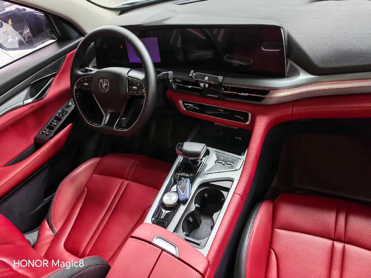 2022 ChangAn CS75 Plus 1.5T 178HP L4 6AT,autocango,china used car exporter,china ev exporter,chinese used car exporter,chinese used ev exporter