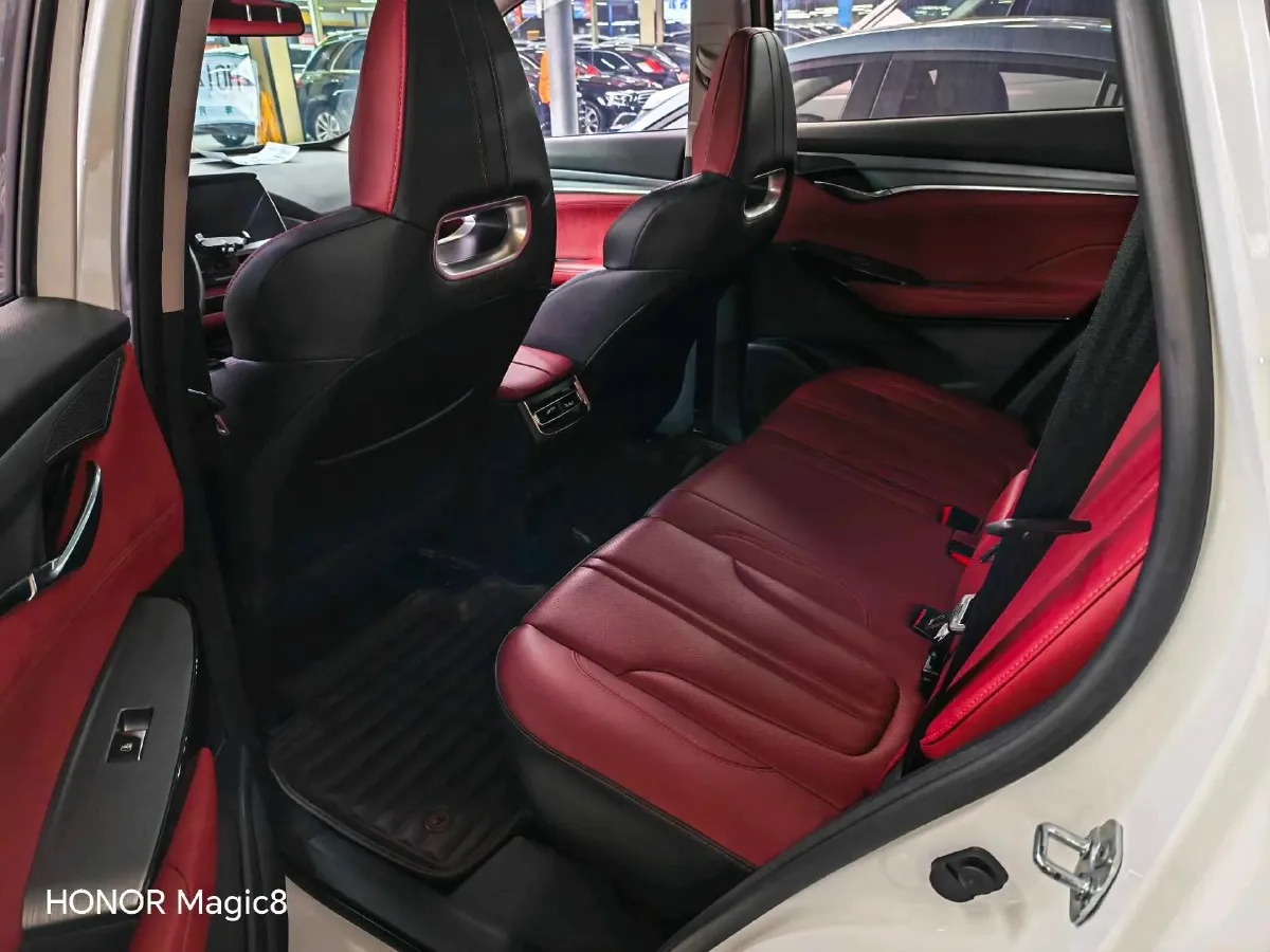 2022 ChangAn CS75 Plus 1.5T 178HP L4 6AT,autocango,china used car exporter,china ev exporter,chinese used car exporter,chinese used ev exporter