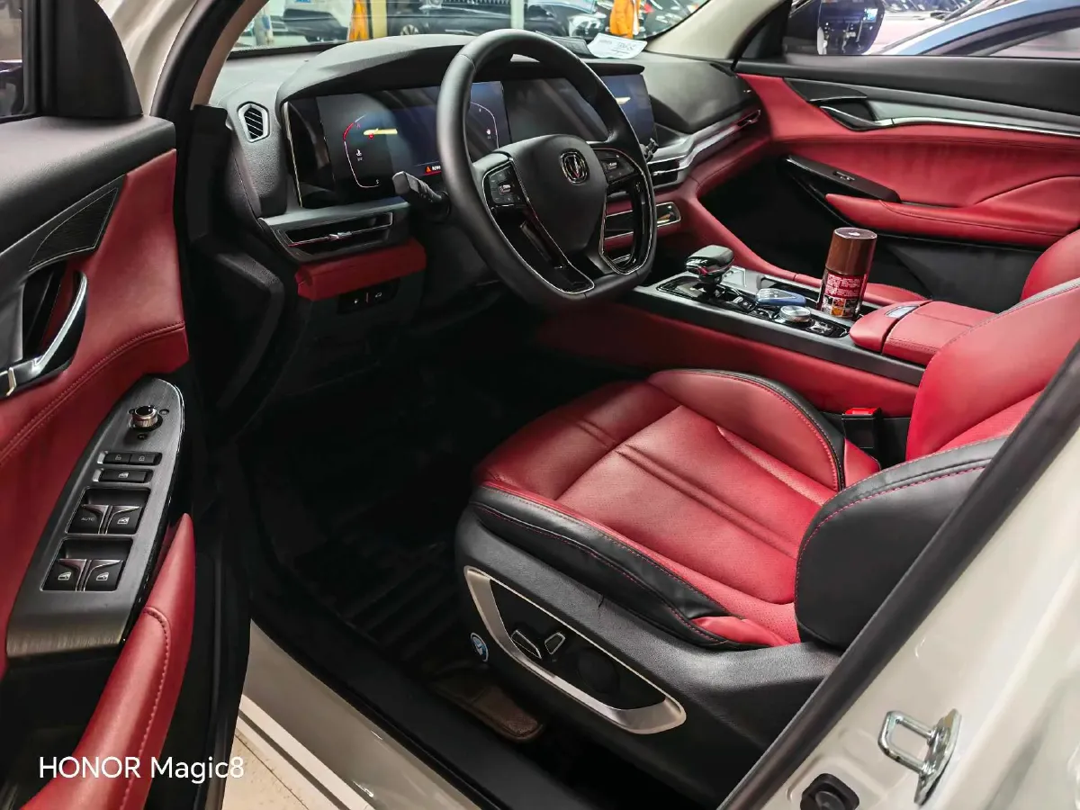 2022 ChangAn CS75 Plus 1.5T 178HP L4 6AT,autocango,china used car exporter,china ev exporter,chinese used car exporter,chinese used ev exporter