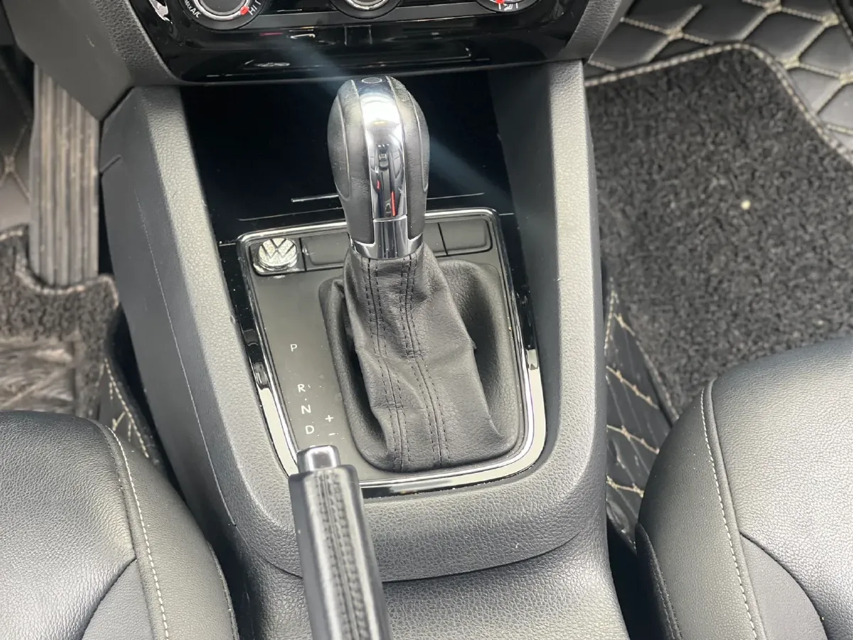 2018 Volkswagen Sagitar 1.2T 110HP L4 7DCT,autocango,china used car exporter,china ev exporter,chinese used car exporter,chinese used ev exporter