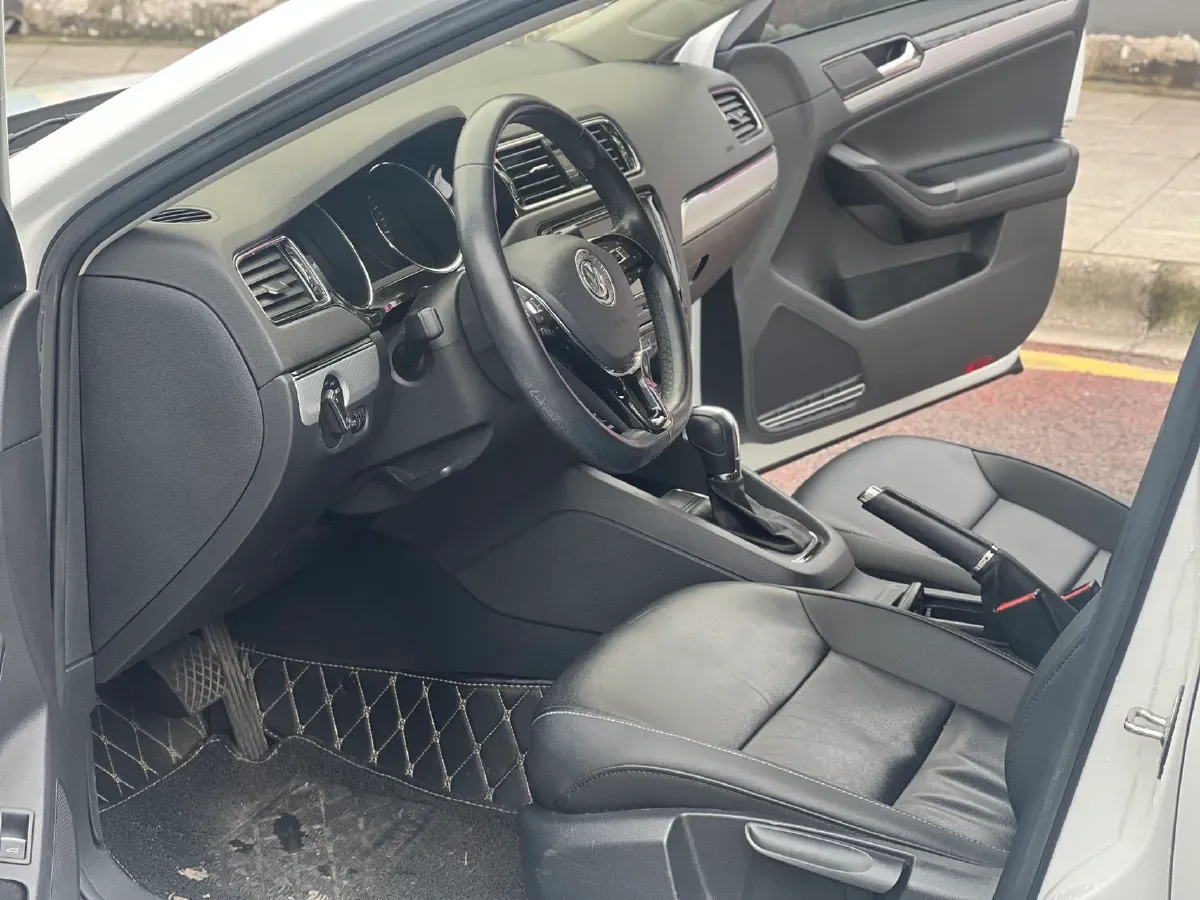 2018 Volkswagen Sagitar 1.2T 110HP L4 7DCT,autocango,china used car exporter,china ev exporter,chinese used car exporter,chinese used ev exporter