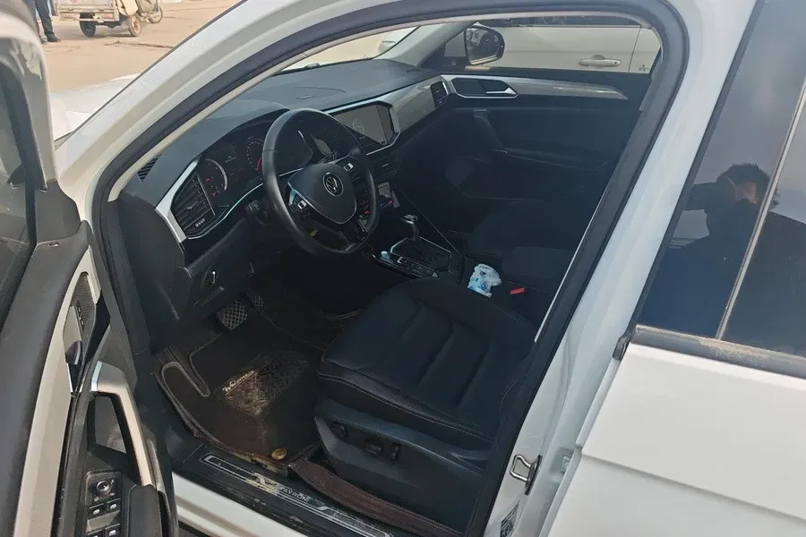2021 Volkswagen Tayron 2.0T 186HP L4 7DCT,autocango,china used car exporter,china ev exporter,chinese used car exporter,chinese used ev exporter