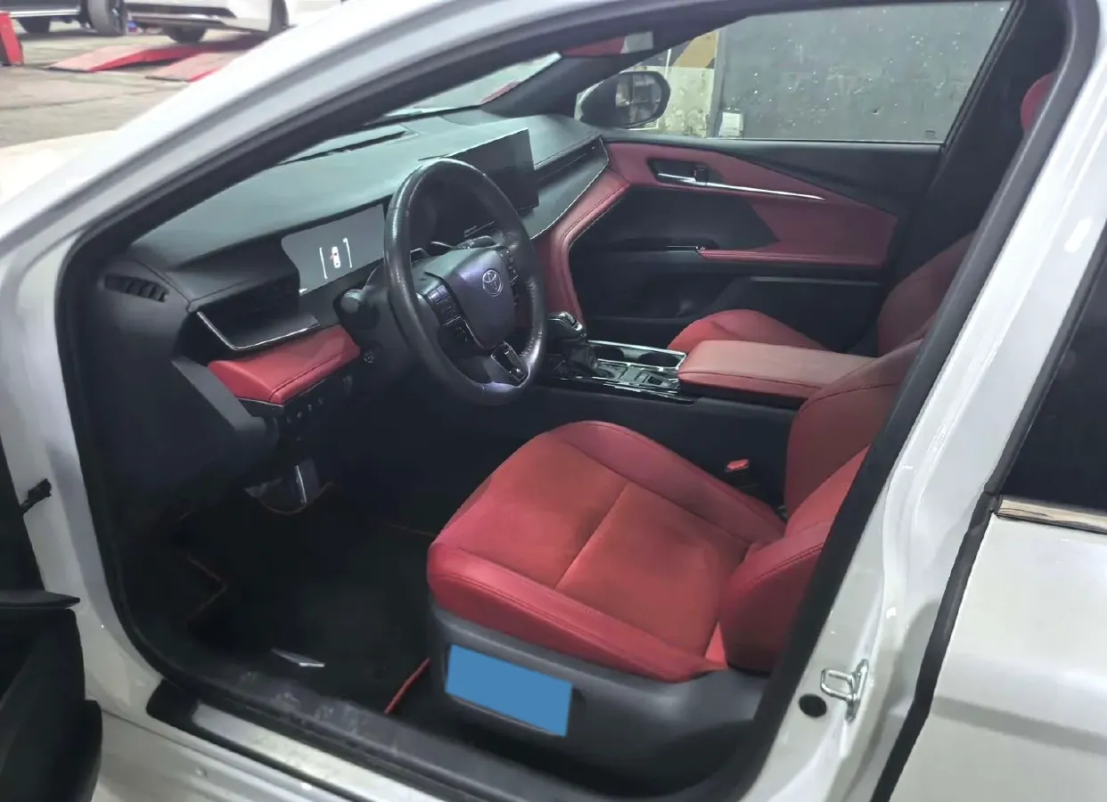 2024 Toyota Camry 2.0L 152HP L4 E-CVT Hybrid,autocango,china used car exporter,china ev exporter,chinese used car exporter,chinese used ev exporter