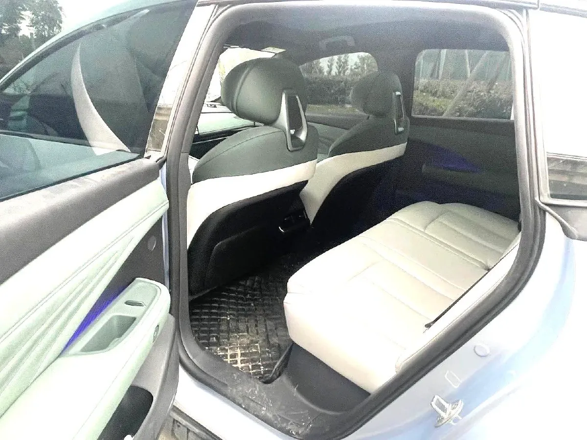 2025 Nissan N7 BEV 58KWH,autocango,china used car exporter,china ev exporter,chinese used car exporter,chinese used ev exporter