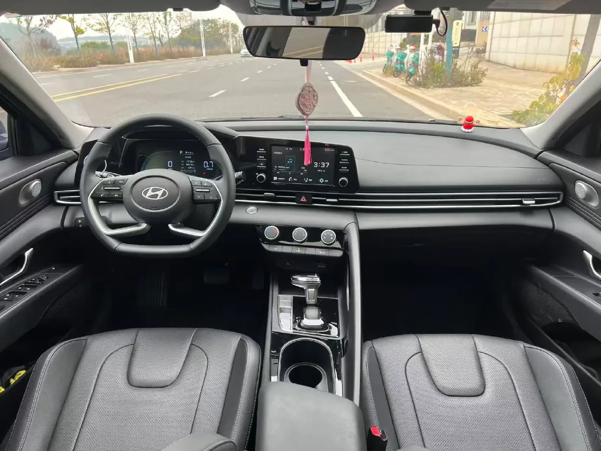 2023 Hyundai Elantra 1.5L 115HP L4 CVT,autocango,china used car exporter,china ev exporter,chinese used car exporter,chinese used ev exporter