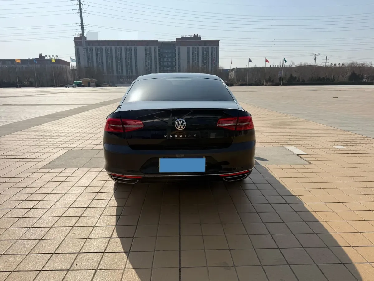 2018 Volkswagen Magotan 1.8T 180HP L4 7DCT,autocango,china used car exporter,china ev exporter,chinese used car exporter,chinese used ev exporter