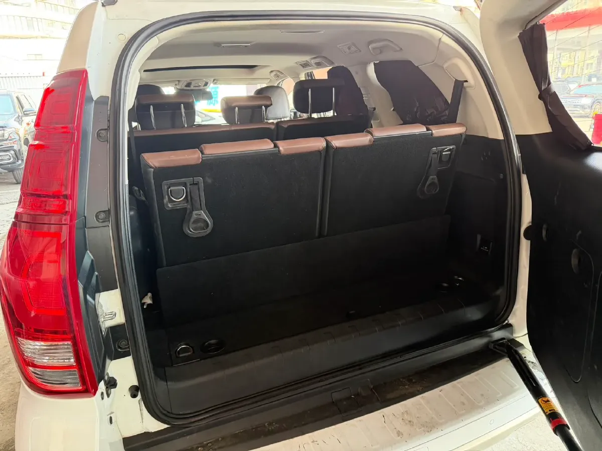 2017 Haval H9 2.0T 190HP L4 8AT,autocango,china used car exporter,china ev exporter,chinese used car exporter,chinese used ev exporter