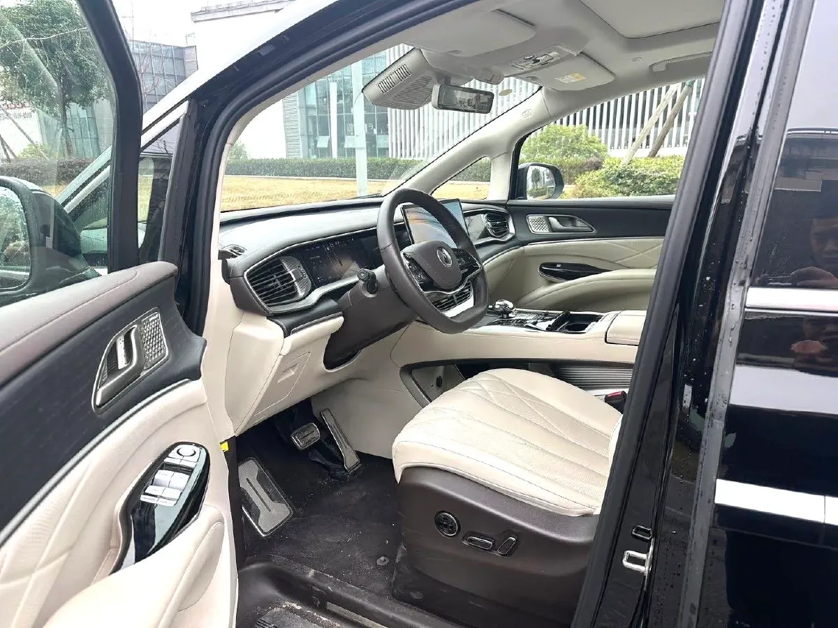 2025 Denza D9 1.5T 156HP L4 E-CVT PHEV 40KWH,autocango,china used car exporter,china ev exporter,chinese used car exporter,chinese used ev exporter