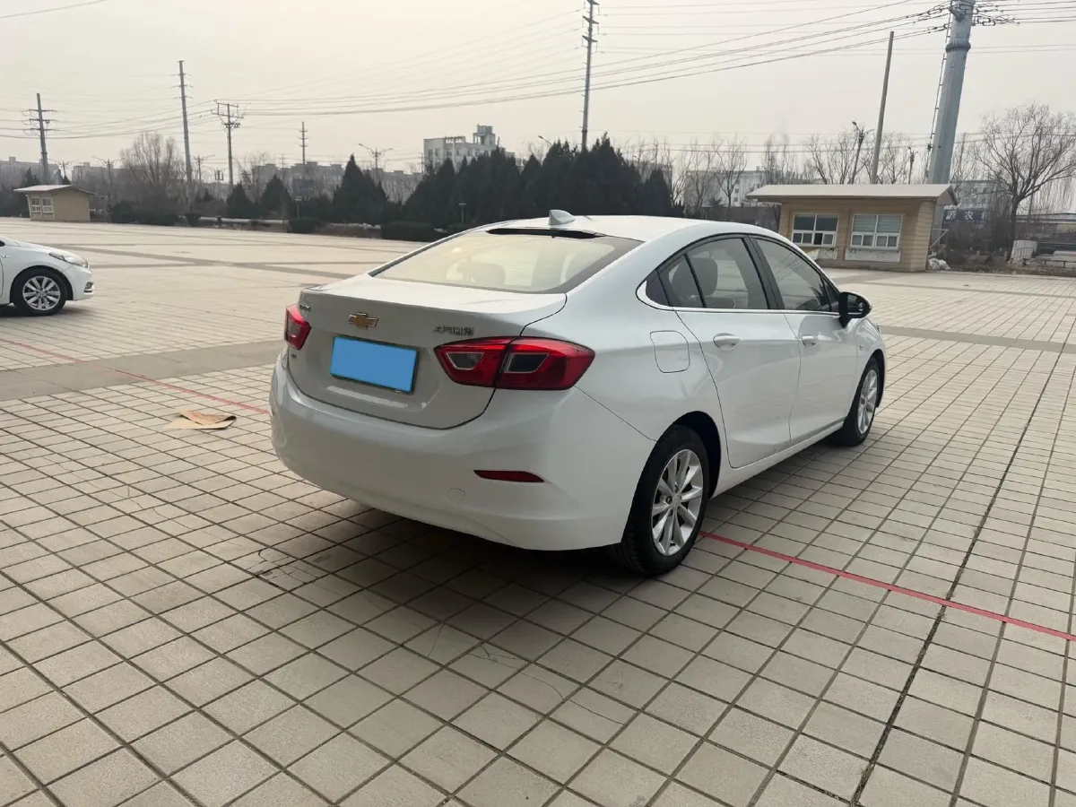 2018 Chevrolet Cruze 1.5L 114HP L4 6AT,autocango,china used car exporter,china ev exporter,chinese used car exporter,chinese used ev exporter
