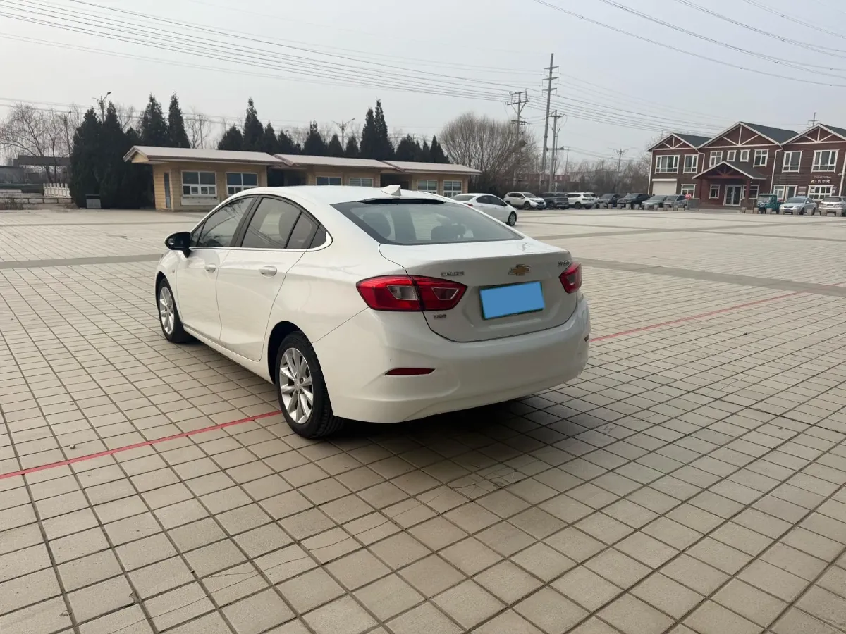 2018 Chevrolet Cruze 1.5L 114HP L4 6AT,autocango,china used car exporter,china ev exporter,chinese used car exporter,chinese used ev exporter