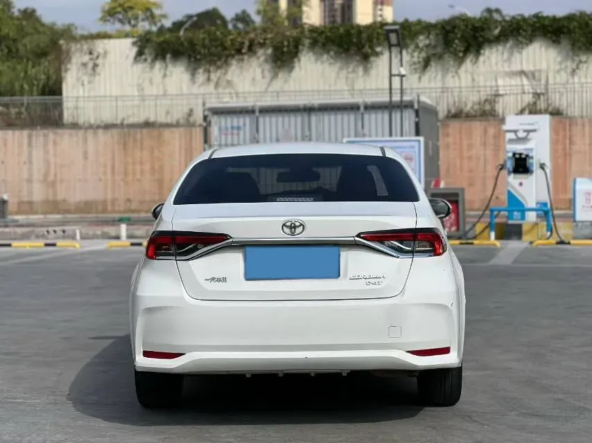 2021 Toyota Corolla 1.2T 116HP L4 CVT,autocango,china used car exporter,china ev exporter,chinese used car exporter,chinese used ev exporter